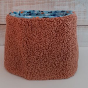Snood en coton imprimé bleu/poissons / Sherpa marsala
