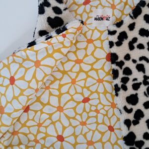 Gilet de berger sherpa mouton Karakulac / coton imprimé April Curry